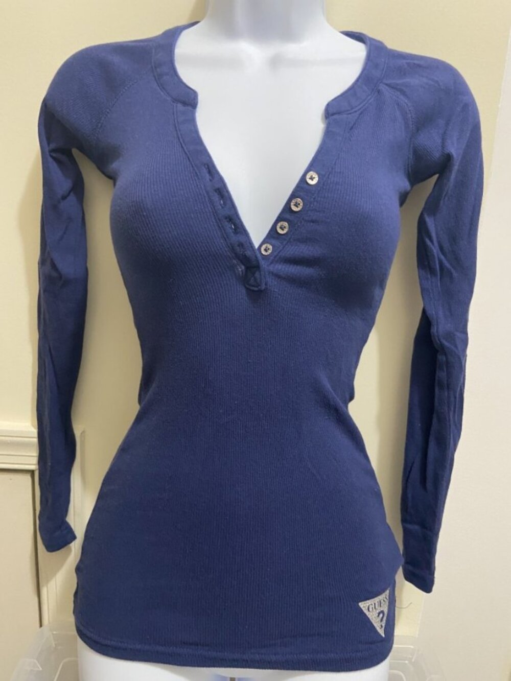 GUESS Navy Blue Ribbed Henley Rhinestone Triangle Logo Top Long Sleeve XS Petite